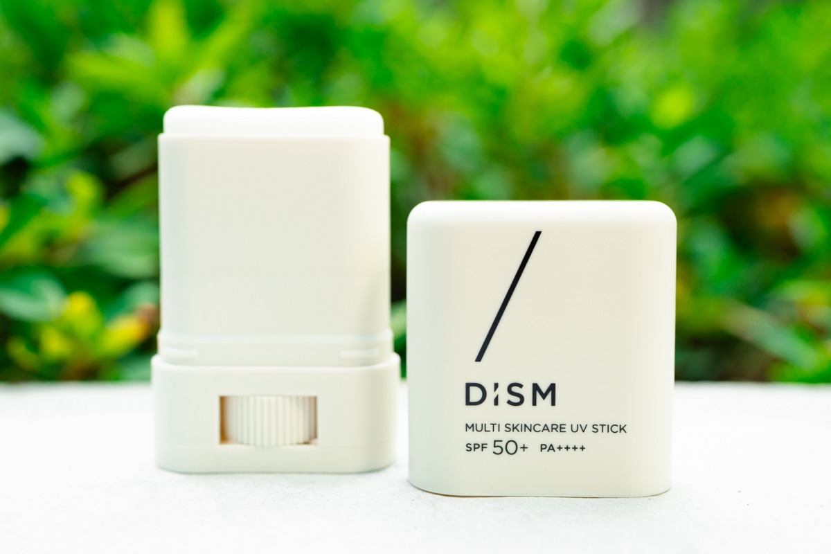 「ランナーの必需品!汗に強くベタつかない日焼け止めスティックで紫外線対策を完璧に」の画像