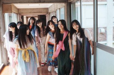 櫻坂46の4期生がカラフルな衣装でニッコリ！圧倒的な存在感＆多彩な個性が咲き乱れる | ニコニコニュース