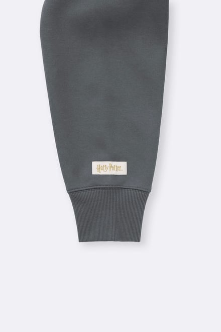 ジーユーと「ハリー・ポッター」のスペシャルコレクションのアイテム画像