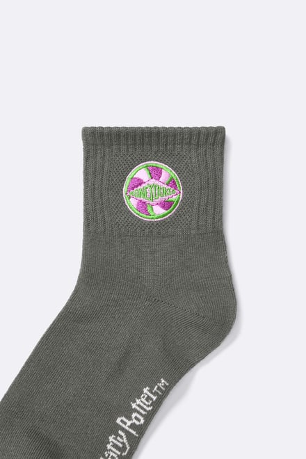 ジーユーと「ハリー・ポッター」のスペシャルコレクションのアイテム画像