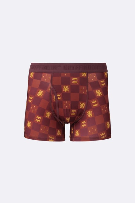 ジーユーと「ハリー・ポッター」のスペシャルコレクションのアイテム画像