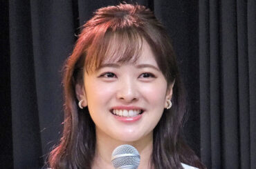 日テレ・河出奈都美アナ、人気アナと日帰りサウナ2人旅「白ノースリ」姿にファン歓喜…綾波レイのコスプレも話題 | Smart FLASH/スマフラ[光文社週刊誌]