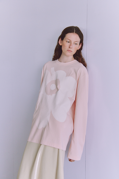 emmi×マリメッコ第2弾コラボの「Biitti Unikko Shirt」