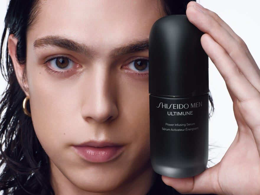 進み続けるOUR’sと、SHISEIDO MEN アルティミューンの新美容液。今この瞬間が、僕らの未来と肌につながる