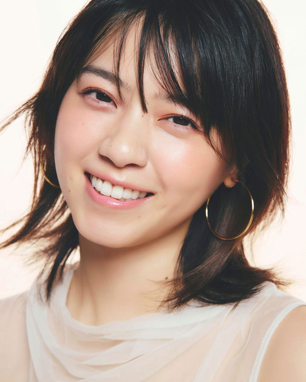 ホリデーの魔法。「エスティ ローダー」が叶える西野七瀬のまばゆい物語 エスティローダー,esteelauder,ホリデー,クリスマス,コフレ,西野七瀬,メイク,スキンケア