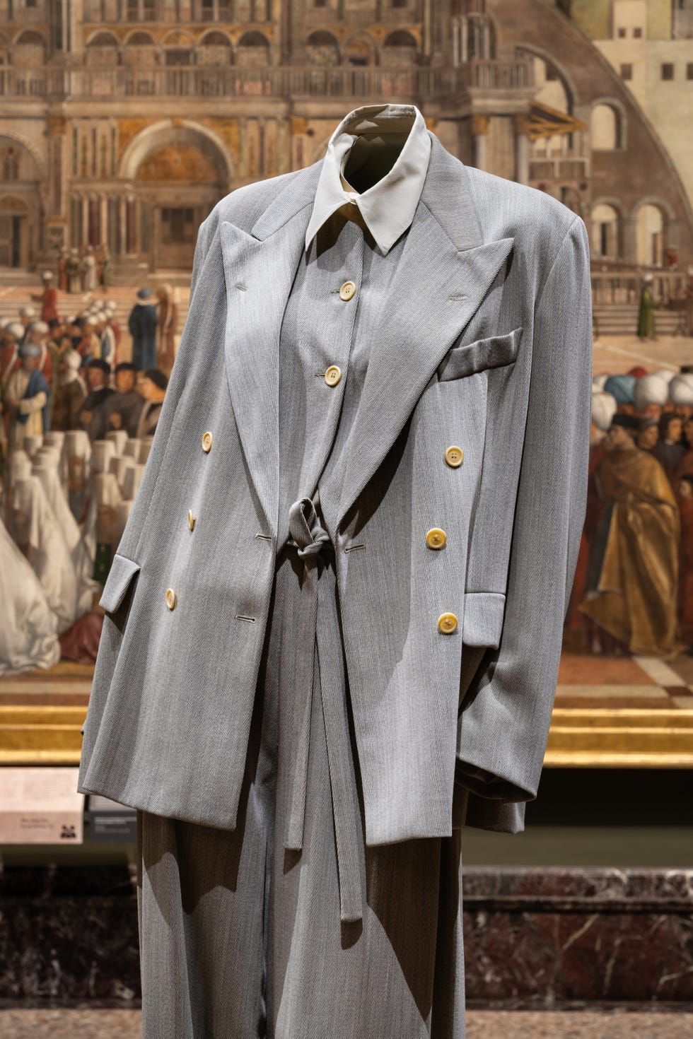 展覧会「giorgio armani: milano, per amore」の展示作品