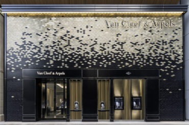 ヴァン クリーフ＆アーペル、新ブティックが銀座1丁目に誕生 | marie claire [マリ･クレール]