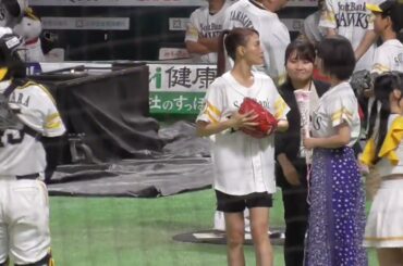 #田野アサミ #種田梨沙 花束贈呈から始球式まで。 #ゾンビランドサガ