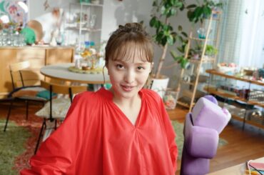 ももクロ・百田夏菜子、担当カラー”赤”衣装は久々！？「新鮮な感じ」　　 WEBデザインスクール「デザスク」TVCM