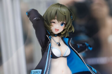 【特別企画】今にも踊り出しそうな躍動感！「アイドルマスター シンデレラガールズ ［ダンス・ダンス・ダンス］高垣楓＋」【あみあみ展示撮り下ろし】 ウェーブからダンス衣装で立体化 - HOBBY Watch