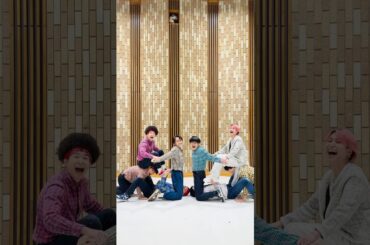 人間自転車!? #SnowMan #佐久間大介 #守りたいその笑顔 #リアルアキバボーイズ   @realakibaboyz  #SnowMan_THEBEST