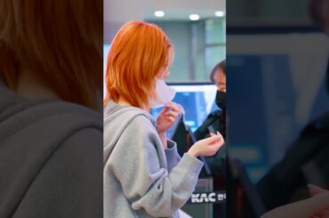 オレンジリクちゃん✈️  #NiziU #니쥬 #リク#riku #리쿠