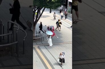 いつもの可愛い声のお姉さんが目立ってます #TEAMSHACHI #秋本帆華