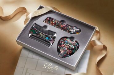 シックで上質なデザインのコーム、ミラーを3点セットにした「ReFa MODERN SELECTION（リファモダンセレクション）」2025年11月15日（土）ReFa GINZAにて限定発売 | 株式会社MTGのプレスリリース