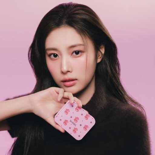 韓国俳優カン・へウォン起用♡SNIDEL BEAUTYホリデーコレクションが登場(cocotte)|dメニューニュース(NTTドコモ) 韓国俳優カン・へウォン起用♡SNIDEL BEAUTYホリデーコレクションが登場