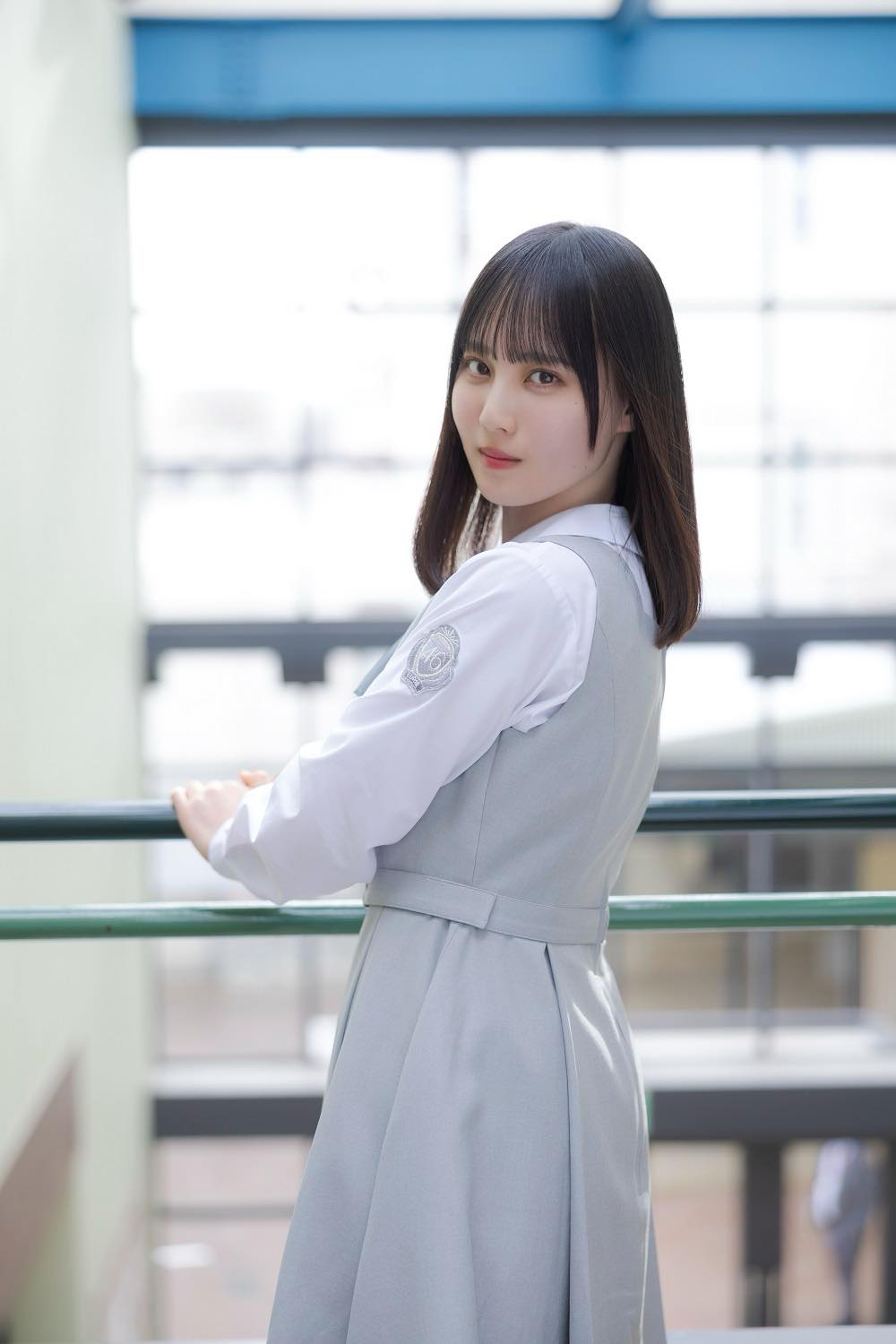 日向坂46五期生・松尾桜＆蔵盛妃那乃、撮り下ろし写真＆手書きプロフィール公開 - 画像一覧（2/9）
