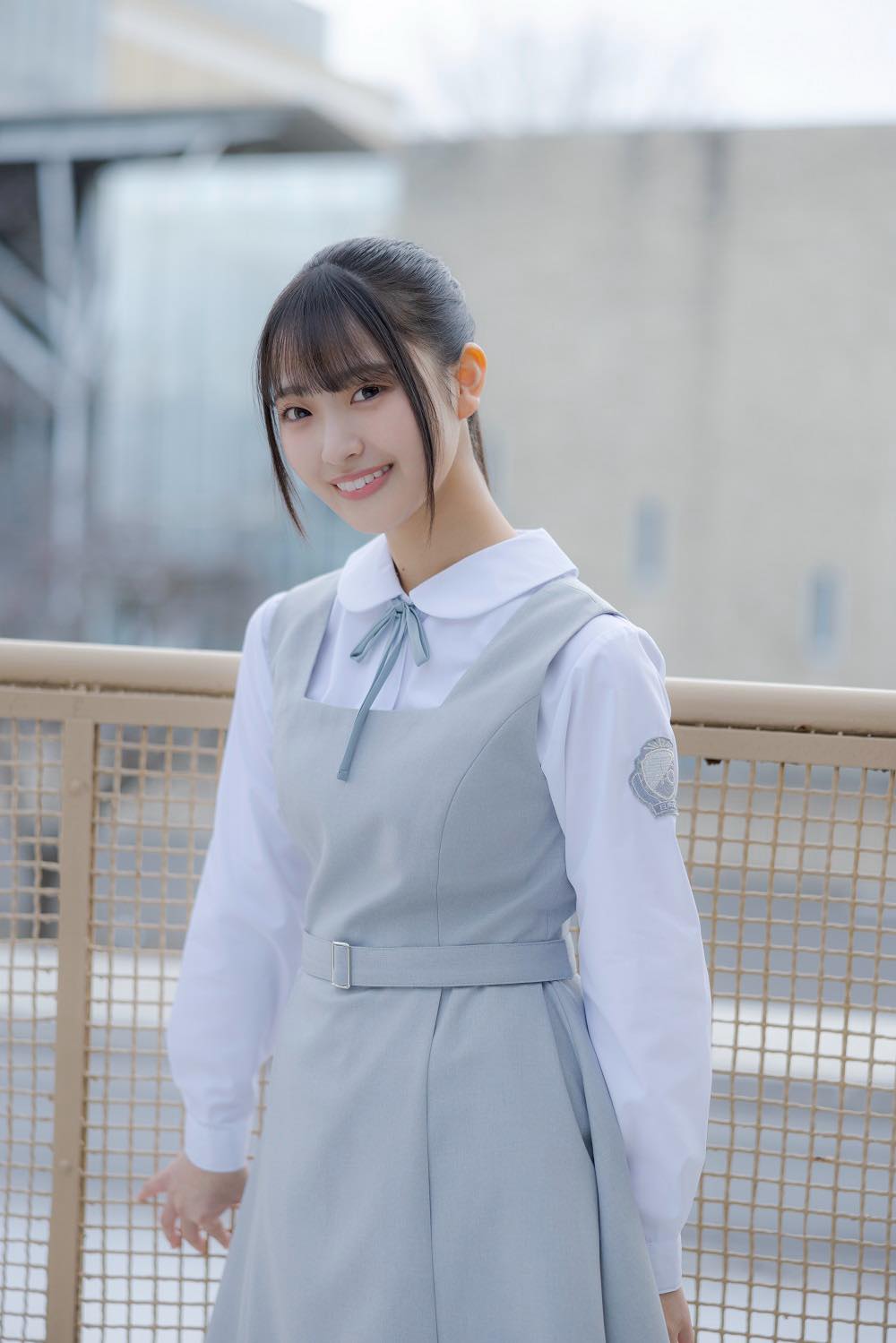 日向坂46五期生・松尾桜＆蔵盛妃那乃、撮り下ろし写真＆手書きプロフィール公開 - 画像一覧（4/9）