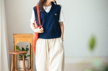 そろそろベストの出番！バルーンパンツで王道プレッピーをブラッシュアップ！【FUDGE FRIEND おしゃれさんの毎日コーディネート vol.602｜UMI】 | FUDGE FRIEND | ファッション