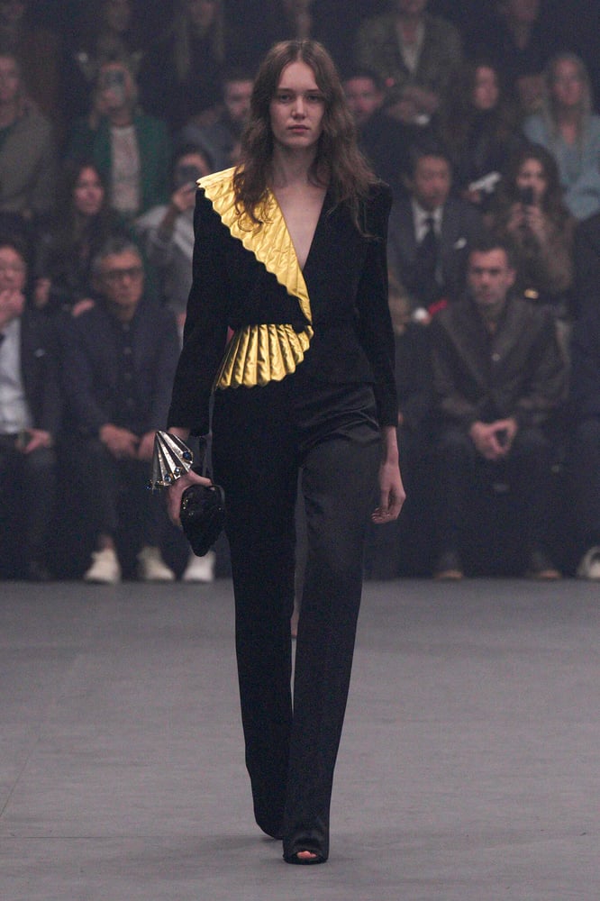 ヴァレンティノ - 2026年春夏 - ウィメンズ - フランス - パリ