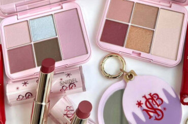 スナイデル ビューティのホリデーコレクションをスウォッチ！ 「AFTER PARTY」がテーマ【クリスマスコフレ2025】 | マキアオンライン