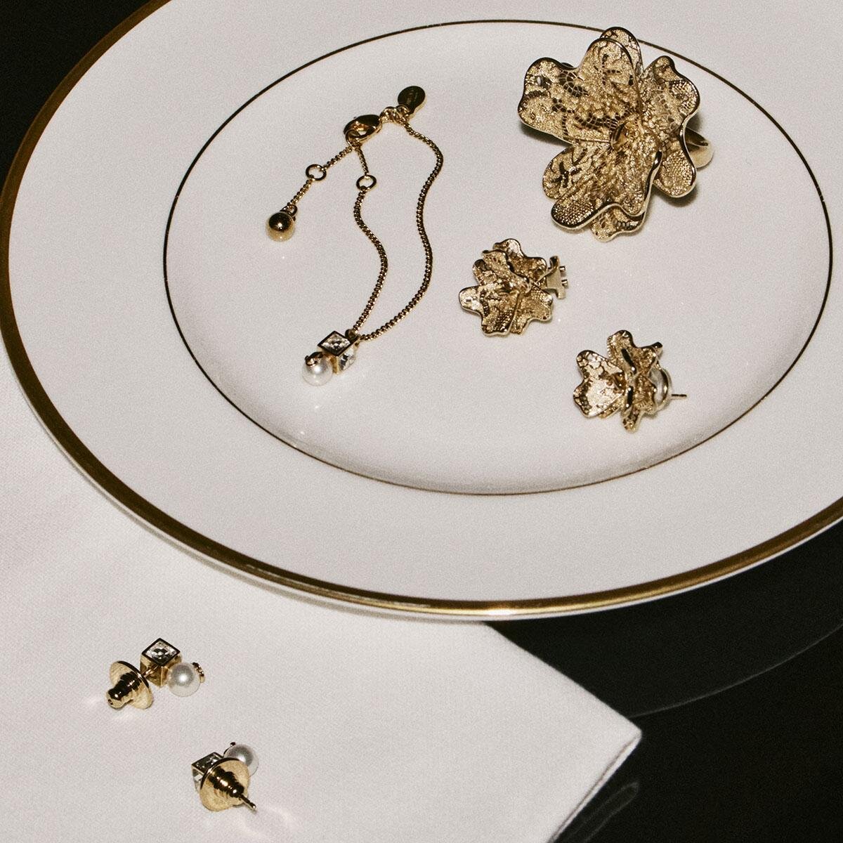 JC パール キューブ ブレスレット 50,600円 JC パール キューブ スタッズ 47,300円