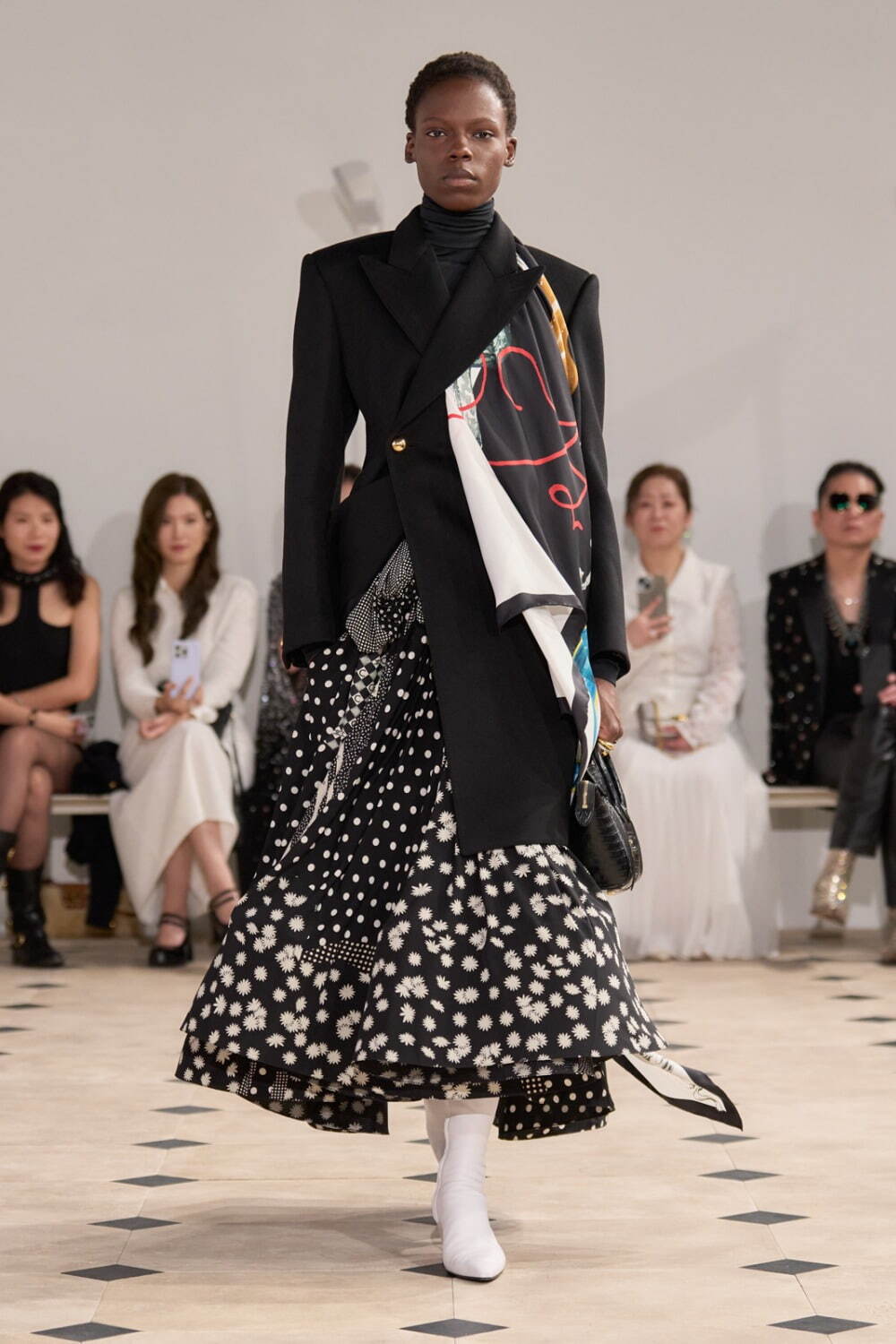 セリーヌ 2026年春コレクション - 服が着る人の