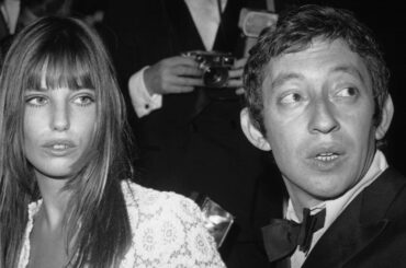 ジェーン・バーキンが選んだ“自由に纏う”生き方。伝説のドレスに隠された物語 | Vogue Japan