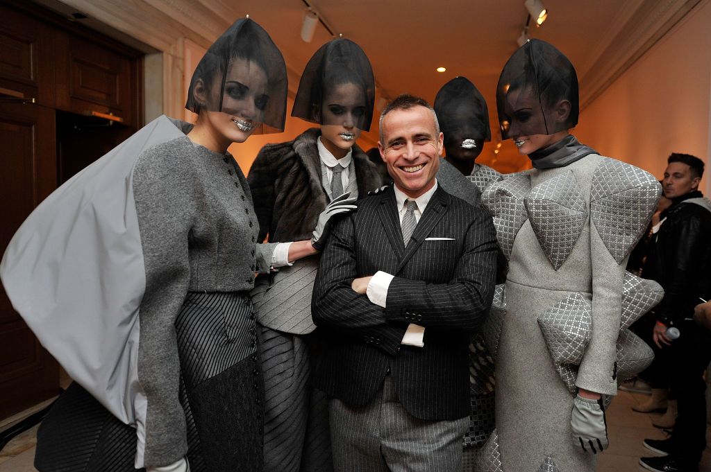 トム・ブラウンが語る「スーツの現在地」──特集：ファッションの“いま”知る10のこと