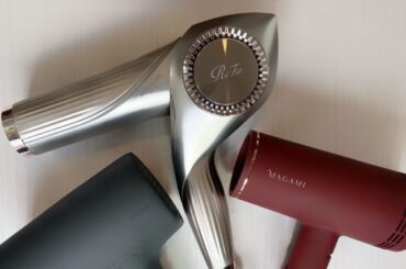 乾かすだけで美髪に。進化した“ケアドライヤー”注目の3品を使い比べ【美容ライターの体験レポート】 | Vogue Japan