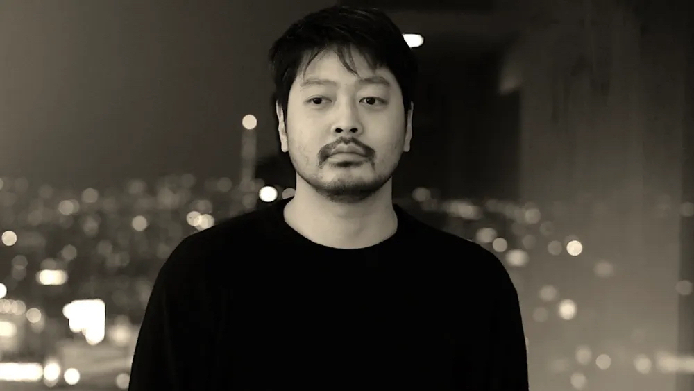 「ソウシオオツキ」の大月壮士デザイナー