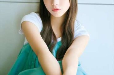 日向坂46五期生・下田衣珠季、18歳らしいフレッシュさ弾けるグラビア披露 - au Webポータル