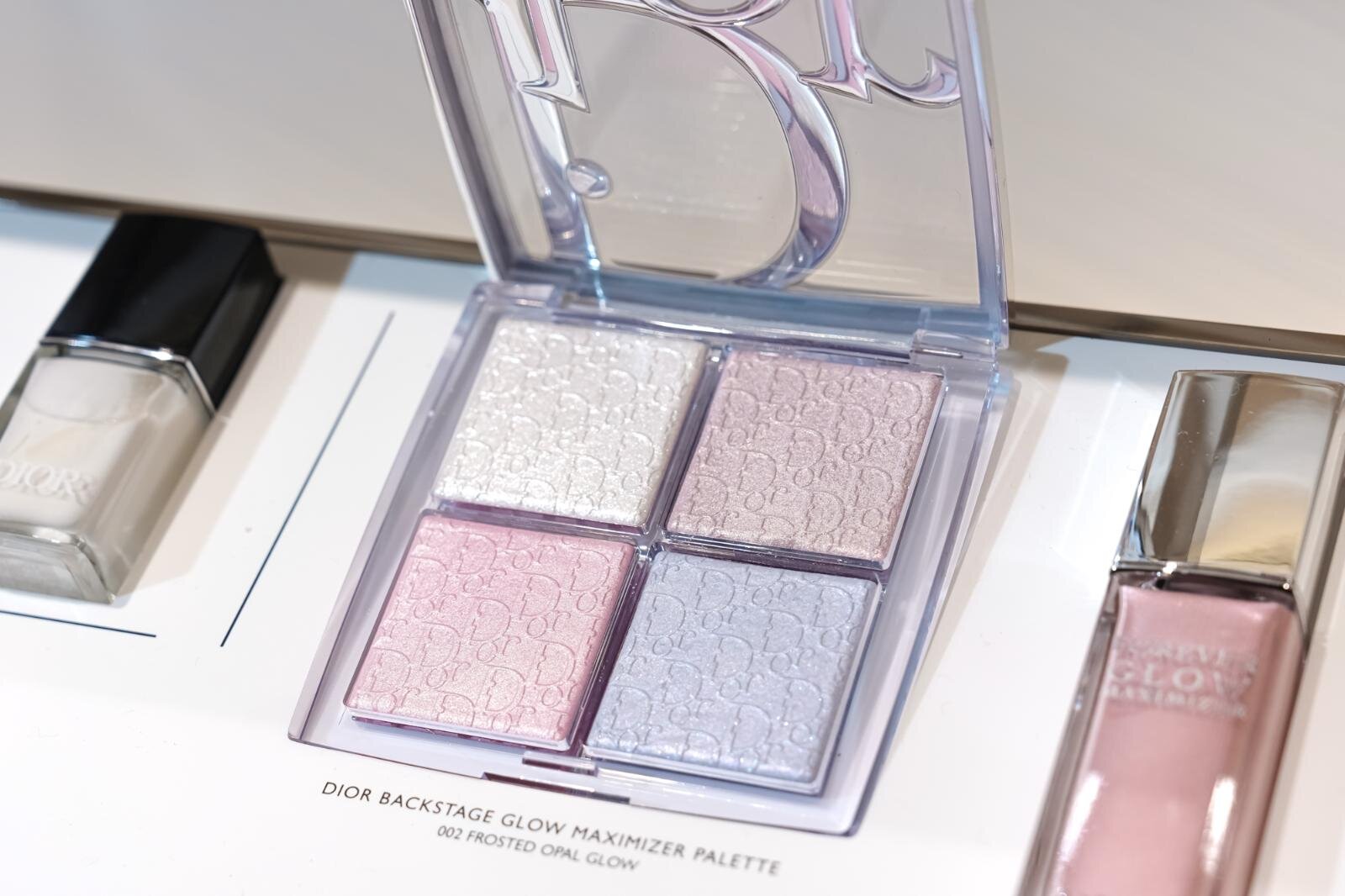 バックステージ グロウ マキシマイザー パレット 6,930円