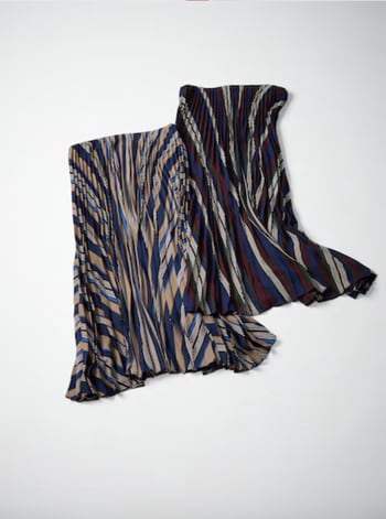 「まさかのユニクロ!」皇太子が選んだ4990円アイテム。コーデも上手すぎ!_img1