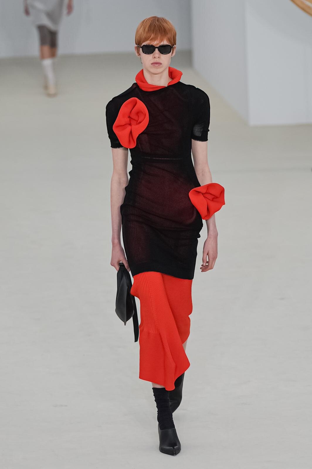 イッセイ ミヤケ 26年春夏コレクション - 身体と衣服の境界線｜写真54