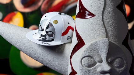 岡本太郎、ニューエラコラボメインアイテム画像