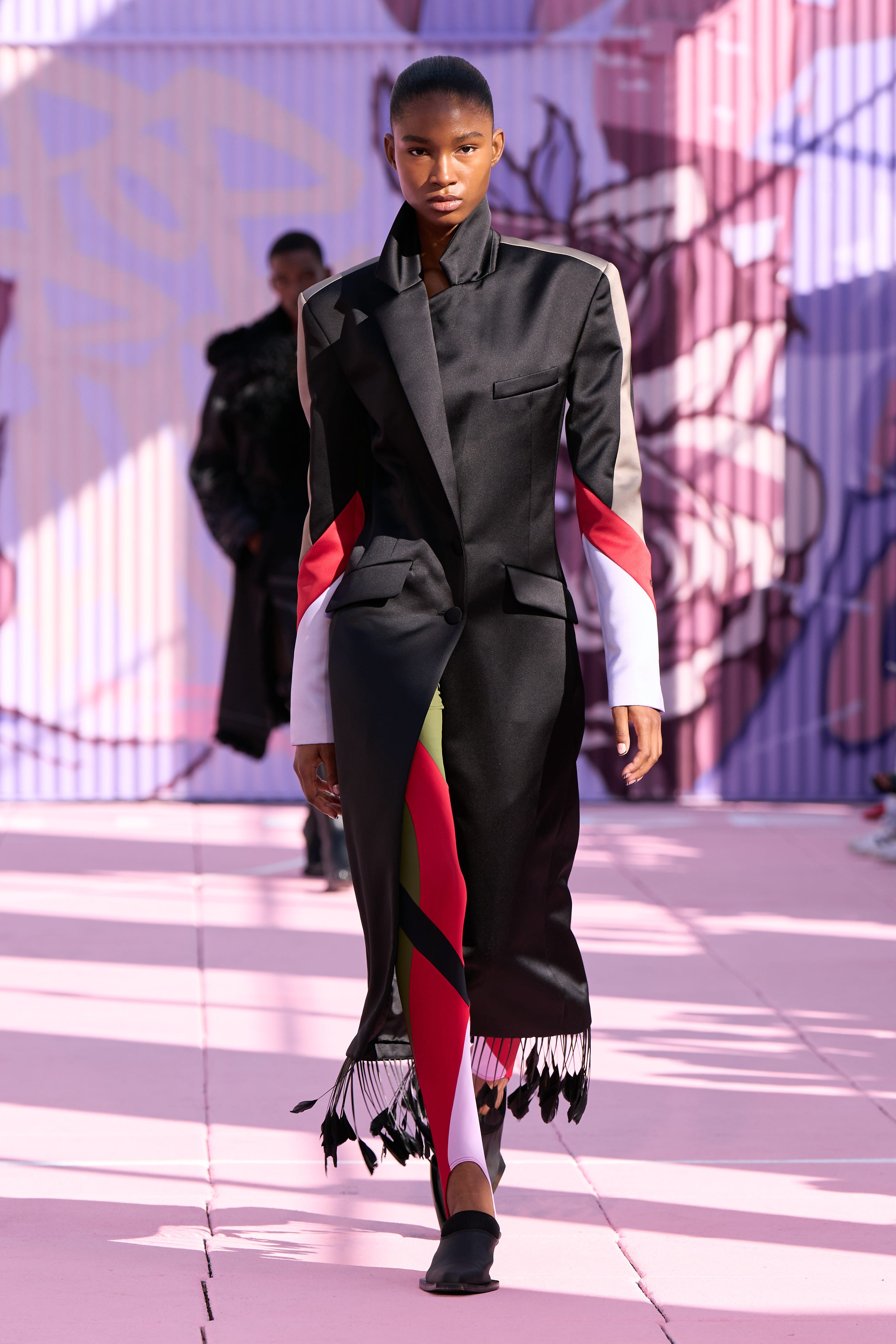 オフホワイト（off white）