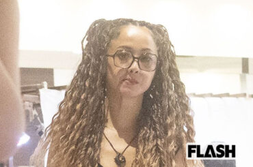 沢尻エリカ、7年ぶり映画復帰の“清楚激変”に驚きの声「黒髪＆ナチュラルメイク」好評で広告業界も熱視線 | Smart FLASH/スマフラ[光文社週刊誌]