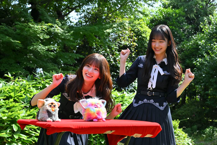 乃木坂46・一ノ瀬美空＆菅原咲月が”レトロおもちゃ”に大はしゃぎ！TBS系全国放送 7月13日（日）『先駆け！アーレーイーマー』乃木坂駅にポスターも登場！