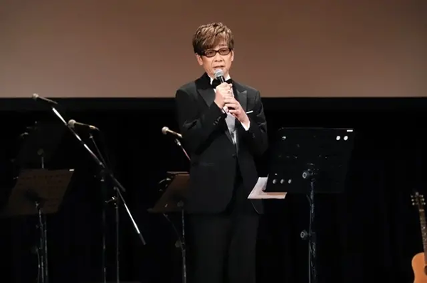 「20周年記念 ボイスシネマ声優口演ライブ2025」過去口演写真:山寺宏一