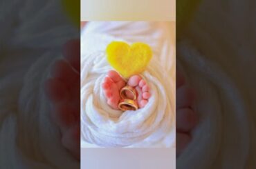 趣里 第1子との夫婦手つなぎショット公開!小さな手が2本の小指をぎゅっと握りしめた愛らしいショットに祝福の声「素敵なお写真」「かわいい♡」