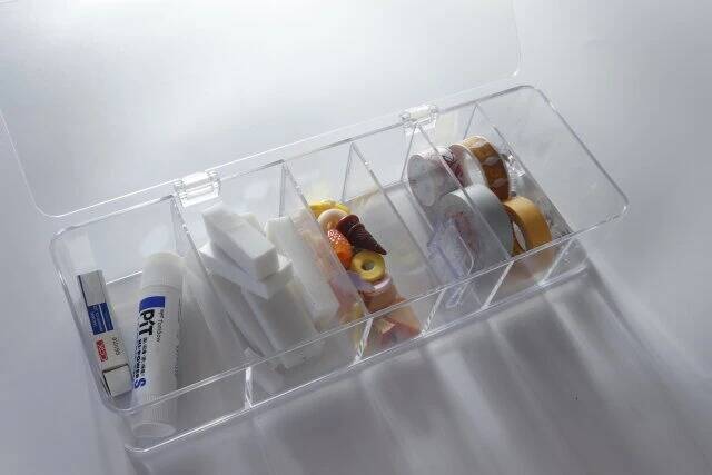 ダイソー　透明収納ケース（フタ付、B）