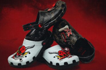 ストレンジャー・シングス×クロックス、“裏側の世界”着想のサンダルとチャーム - ファッションプレス