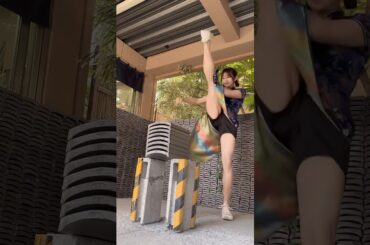 特技のかかと落とし！うけてみる？？　#japan #アナウンサー #瓦割り #空手