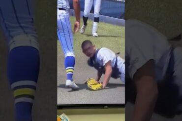 一触即発。ベンチ内で相手捕手のプレイに対して煽り行為が！？マナーは守りましょう。#群馬大会決勝