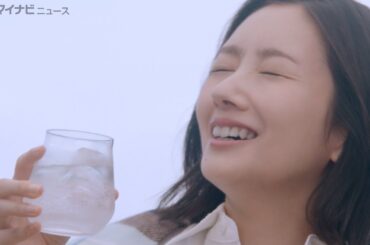 波瑠、芋焼酎を飲み幸せいっぱい　『KIRISHIMA No.8』新CM公開