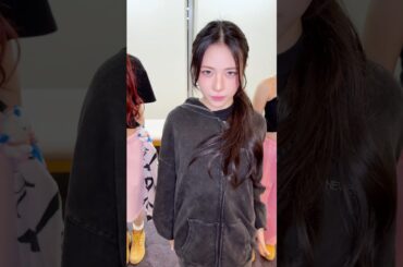 매끈매끈💃🏻💃🏻💃🏻#MAYA #RIKU #NINA#NiziU #ニジュー #니쥬 #WithU#NEW_EMOTION_Tour #FaceToFace #にゅーえも