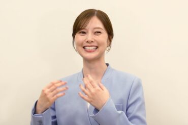 白石麻衣、コンビニのお気に入りコッペパン愛が止まらない！？スタッフにもガチプレゼン！