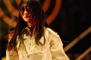 櫻坂46・三期生 単独ライブ大阪公演!全身全霊のダンスで全力ぶりを見せる25