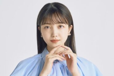 【乃木坂46ANN】久保史緒里、開始27分で涙 スタッフからのサプライズに「うれしいね」 - オリコンニュース