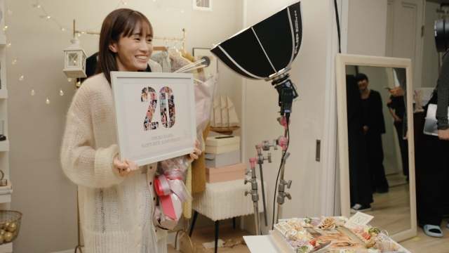 前田敦子　N organic新WEB CM『一年間頑張った肌と私にご褒美を』篇メイキングより